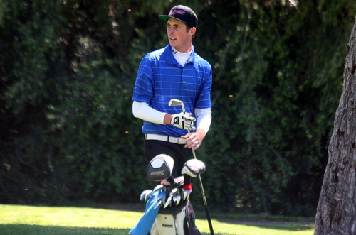 Sophomore Brett Smith had a low round of 76 for the Owls at WSC Glendale.