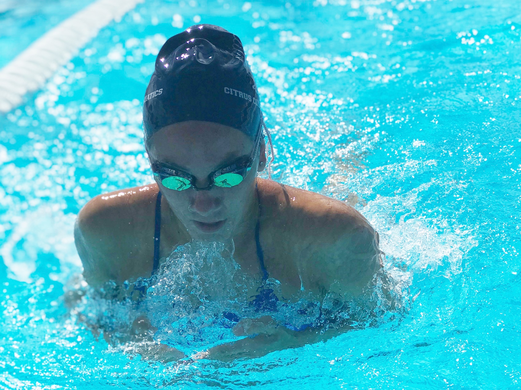 Samantha Wilson competes in the 100 Breaststroke. Photo credit: Jennifer Spalding