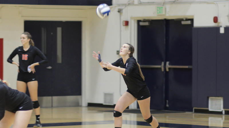 Sophomore setter Kristen Fox had 29 assists and a team high 16 digs in Citrus' four-set loss to Santa Monica. Photo By: Marisa Dyson