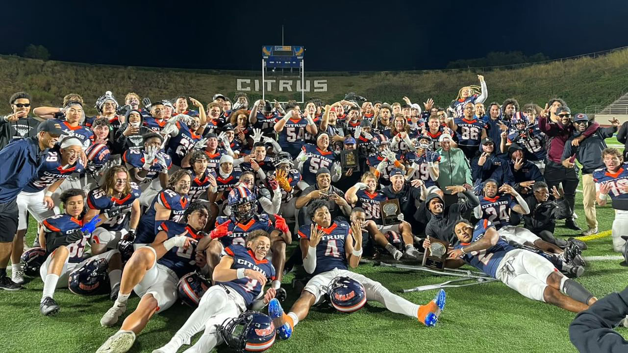 Citrus Downs Canyons for Second Consecutive Bowl Game Victory