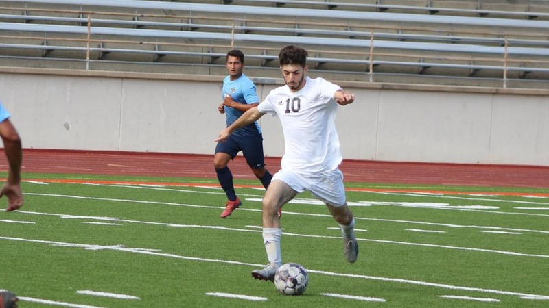 Andrew Garibian had a good look in the fifth minute of action against Palomar.
