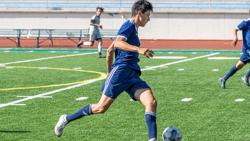 David Orozco scored a late equalizer to help the Owls draw 2-2 with the College of the Canyons. Photo by Jacob Bramley