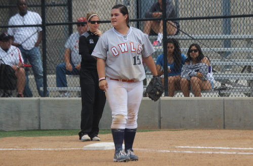 Sophomore Sara Moore was 6 for 7 in two games for the Owls against Glendale College on Tuesday.