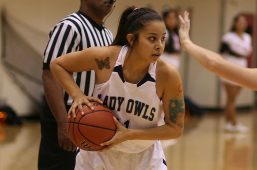 Freshman Vanessa Garcia had 12 points off the bench for the Owls in their win at West LA on Saturday. Photo By: Ariana Cordero