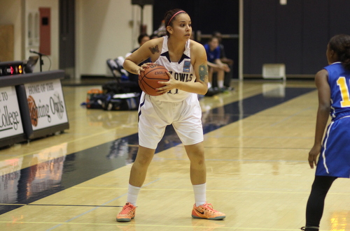 Sophomore Vanessa Garcia had a career night for the Owls, as they snapped a three game losing skid, and defeated West LA College 65-44. Photo By: Robert Lopez