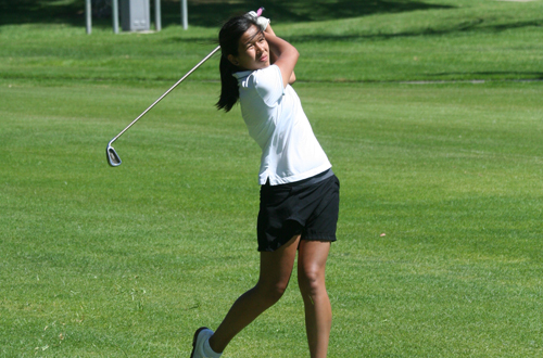 Sophomore Berenice Yang Gonzalez posted a career best round at the WSC Canyons Event.