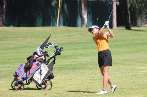 Freshman Lexandra So won the WSC Glendale event with a round of 74.