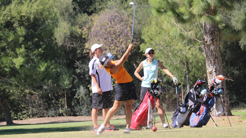 Freshman Jamie Lopez's 72 on day two of the 2015 Desert Classic Invite was the lowest round of any Owl on the weekend.