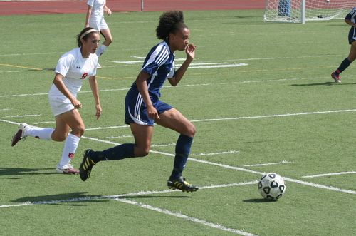 Sophomore Jasmine Williams scored Citrus' only goal in their 3-1 post-season loss to Ventura.
