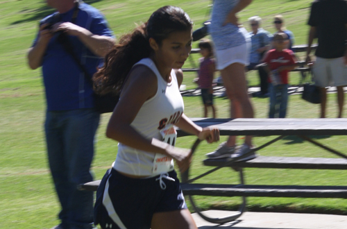 Freshman Marilyn Meza paced the Owls at the Ventura Invite on Friday afternoon. Photo By: Sam Ungeheier